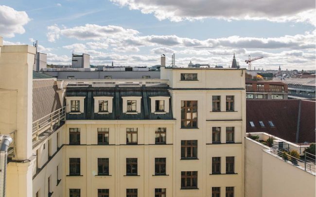 Palác YMCA Exteriér